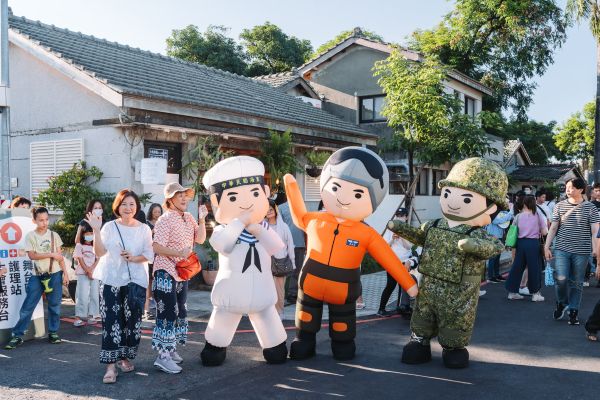 2026高雄眷村嘉年華鳳山黃埔首發登場　千人賞月草地音樂派對　懷舊遊戲親子攜手闖關1